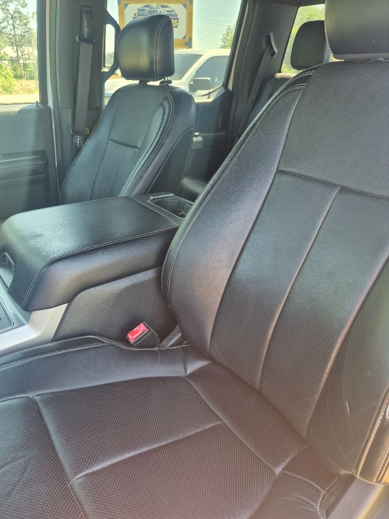 2018 Ford F-150 Lariat - Photo 9