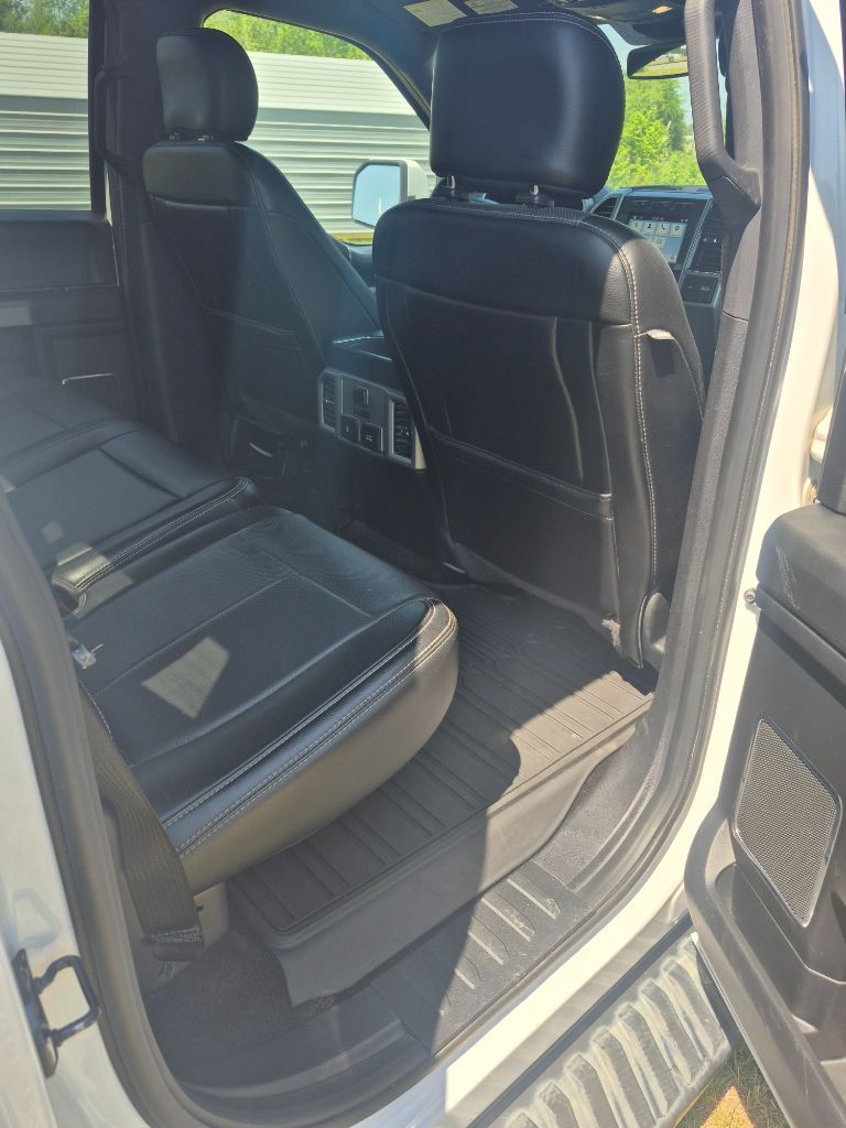 2018 Ford F-150 Lariat - Photo 12