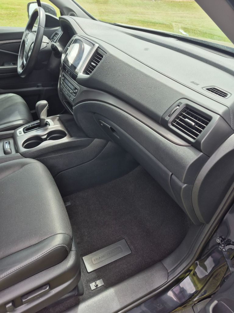 2017 Honda Ridgeline RTL-T - Photo 7