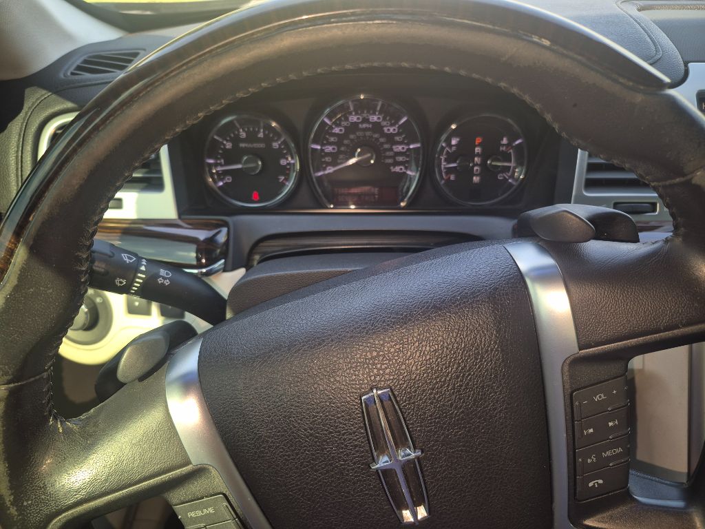2011 Lincoln MKS Base - Photo 9